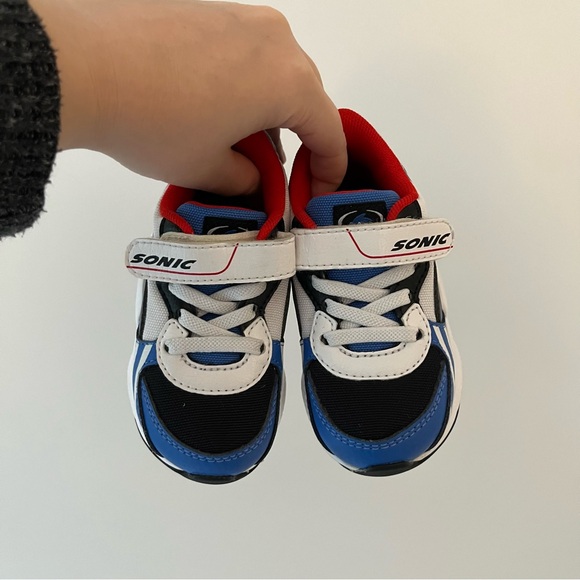 Puma x Sonic toddler sneakers size 6 - Picture 2 of 6